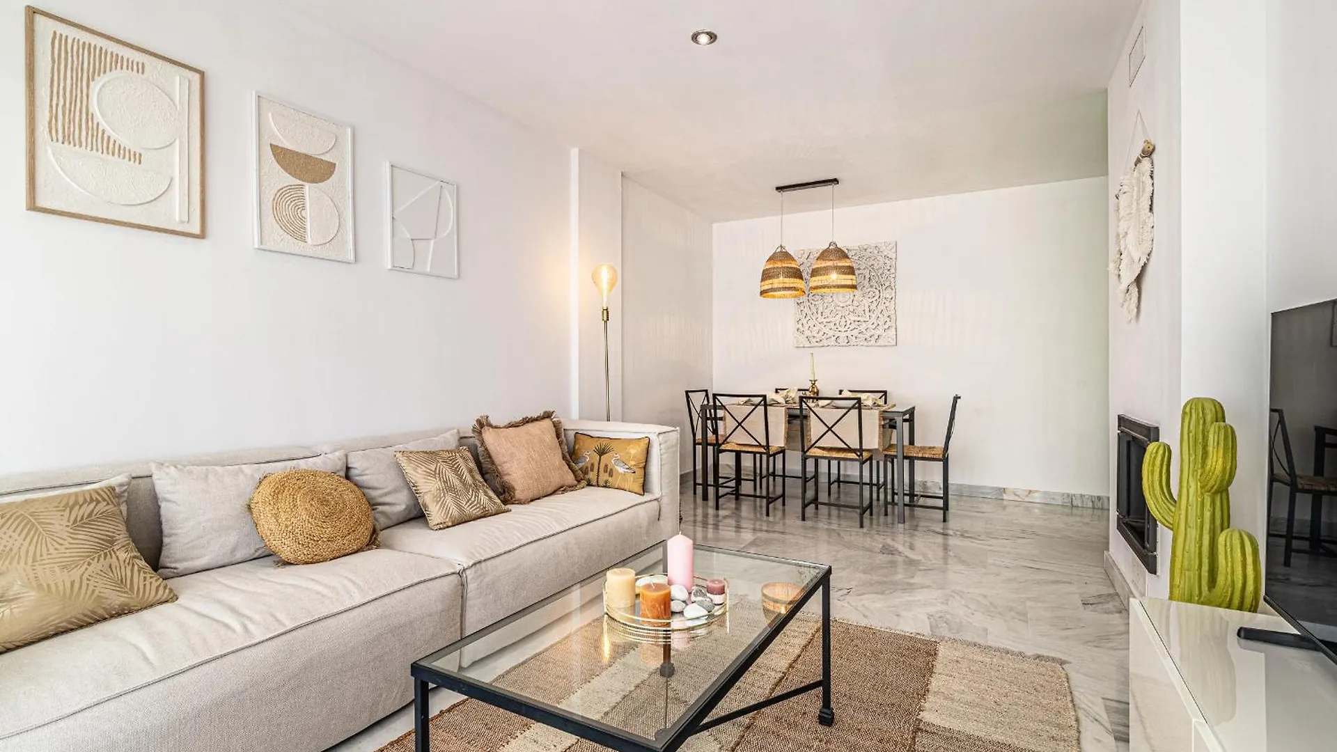 Rentitspain Charming Apartment: Parque Botanico Resort & Country Club Estepona Apartment