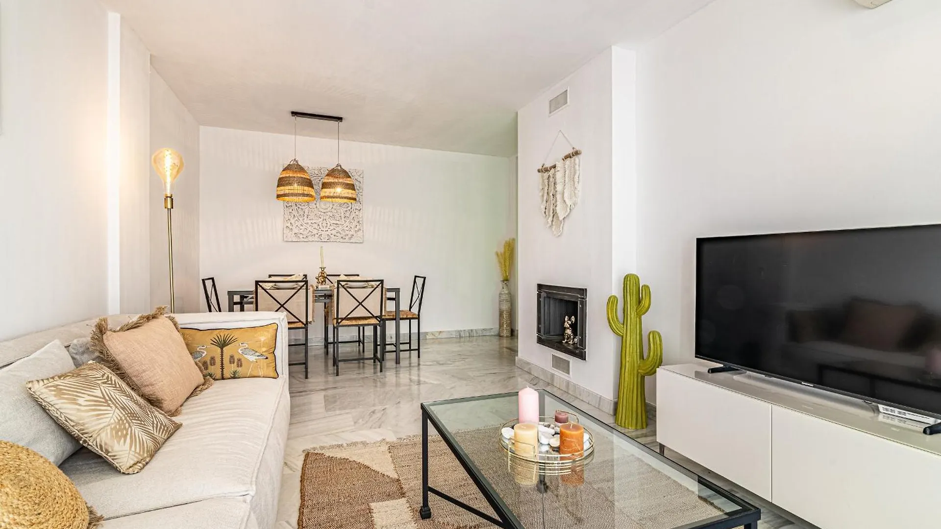 Rentitspain Charming Apartment: Parque Botanico Resort & Country Club Estepona Spain
