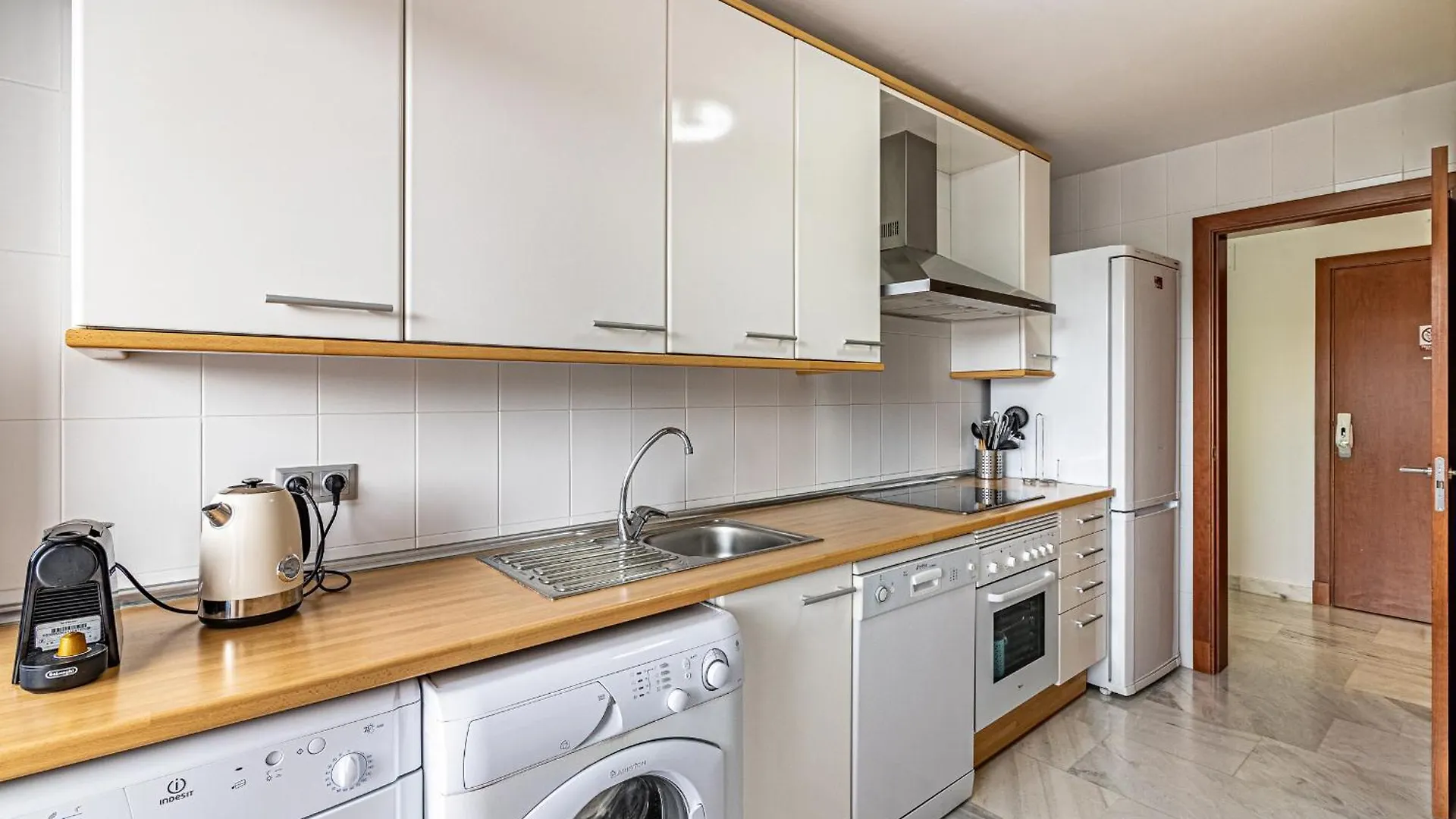 Rentitspain Charming Apartment: Parque Botanico Resort & Country Club Estepona Apartment