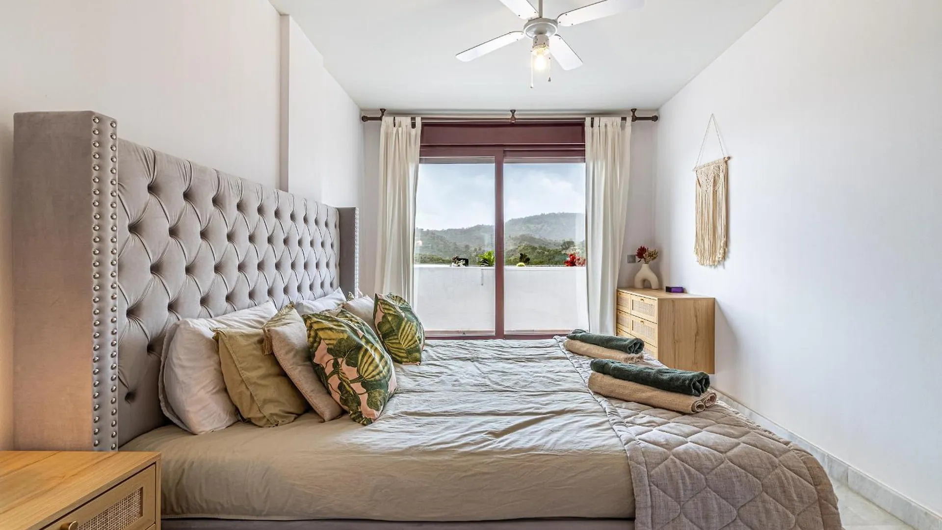 Apartment Rentitspain Charming Apartment: Parque Botanico Resort & Country Club Estepona